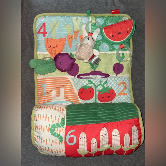 Skip Hop Other - Skip Hop Farmstand Tummy Time Wedge
